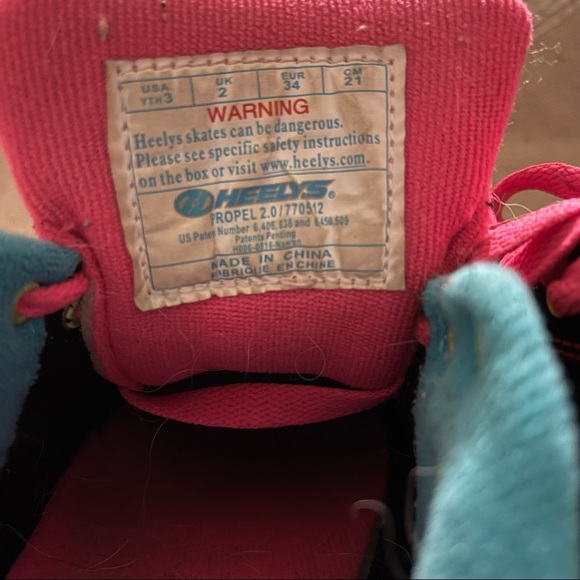 Heelys youth size 3 - Picture 6 of 7